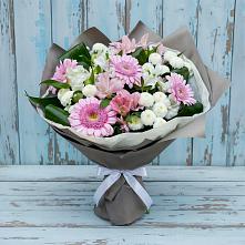 Букет цветов из:  Герберы, Альстромерии и Хризантемы в Новой Адыгее