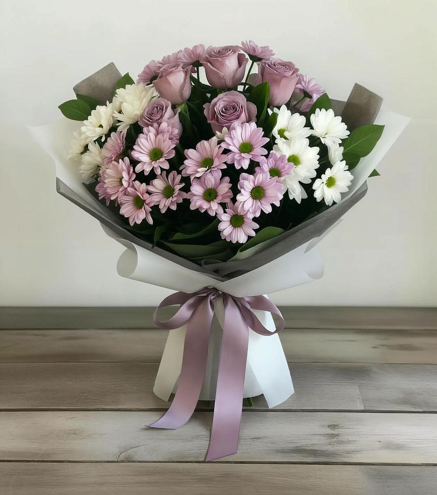 Букет цветов из: Хризантемы и Розы в Новой Адыгее
