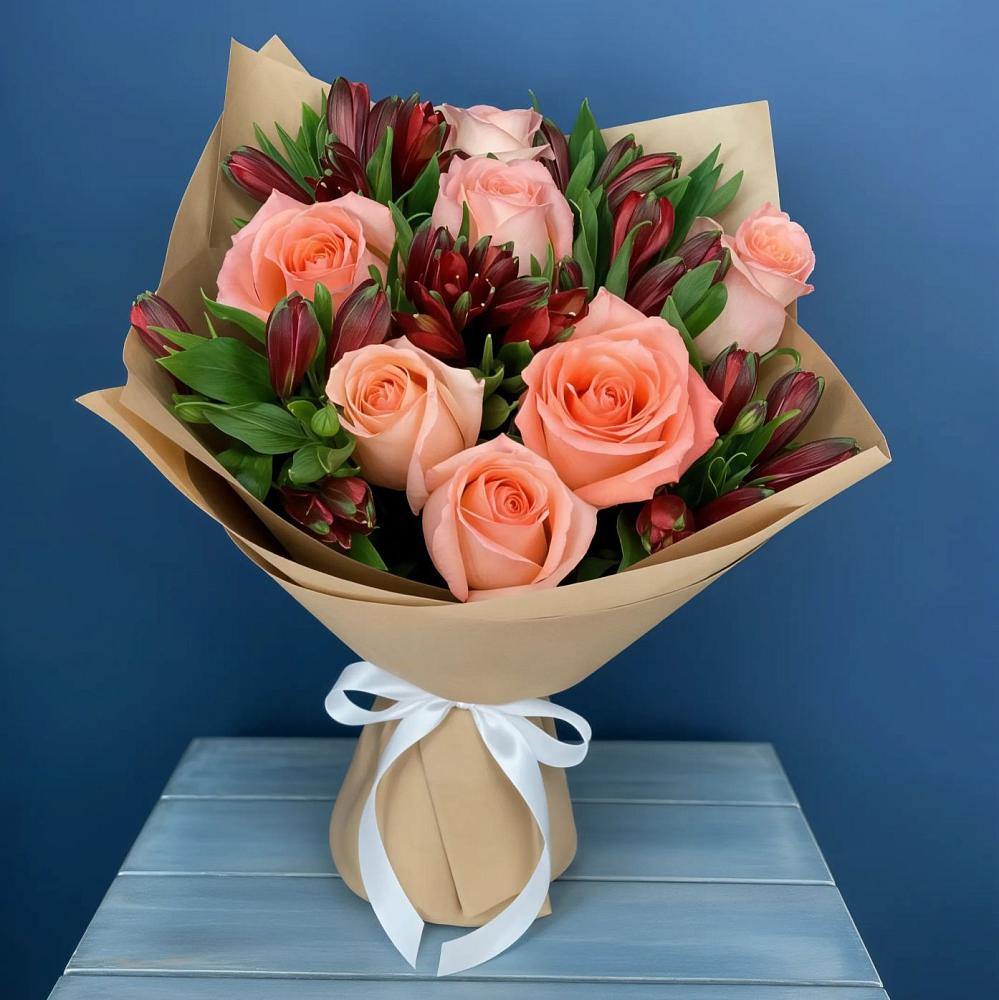 Букет цветов из: Розы и Альстромерии в Новой Адыгее