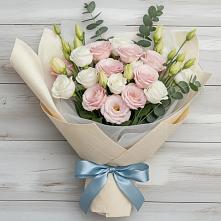 Букет цветов из:  Лизиантусы #REPLACE_PRED# Новой Адыгее