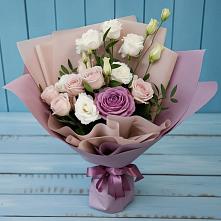 Букет цветов из:  Розы и Лизиантусы в Новой Адыгее