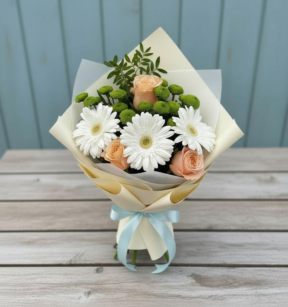 Букет цветов из: Герберы, Розы и Хризантемы в Новой Адыгее