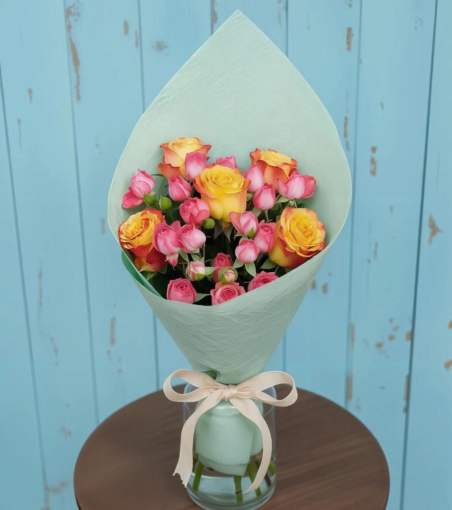 Букет цветов из: Розы в Новой Адыгее