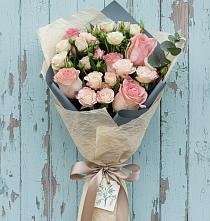 Букет цветов из:  Розы #REPLACE_PRED# Новой Адыгее