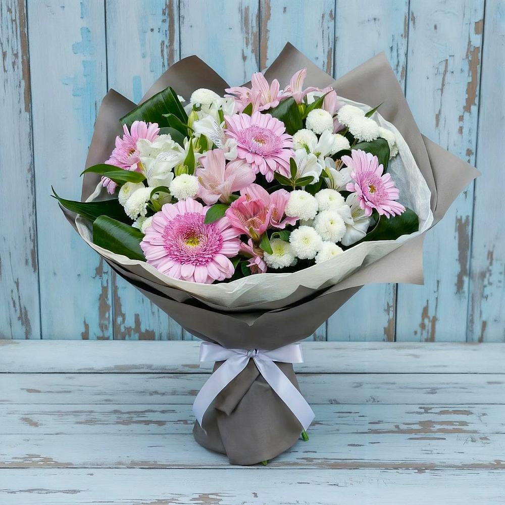 Букет цветов из: Герберы, Альстромерии и Хризантемы в Новой Адыгее