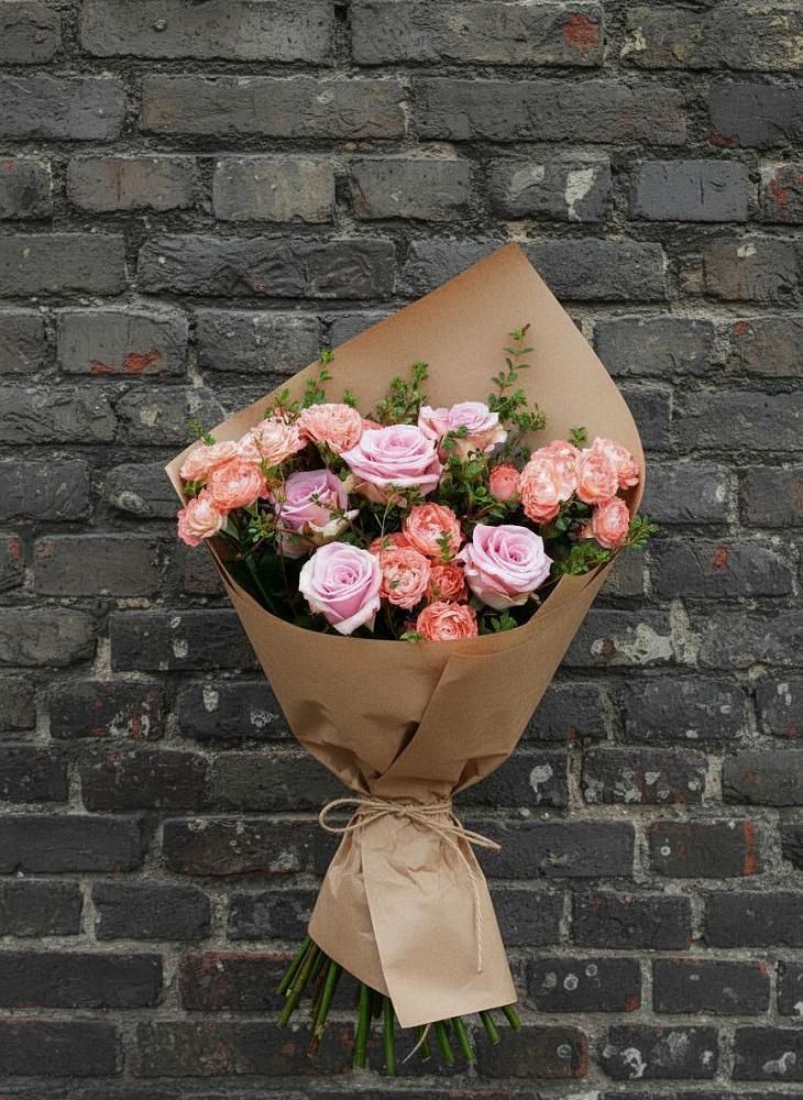 Букет цветов из: Розы в Новой Адыгее