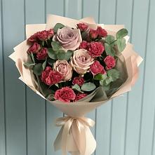 Букет цветов из:  Гвоздики и Розы #REPLACE_PRED# Новой Адыгее
