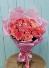 Букет 15 Розовых роз Равель в Новой Адыгее